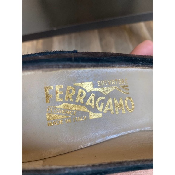 Ferragamo Brown/Black Suede Kitty Heel, Size 6 - Picture 5 of 6